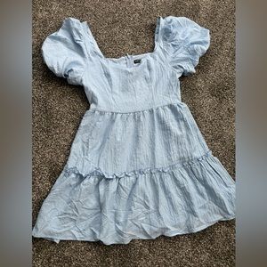 blue sweetheart neckline dress